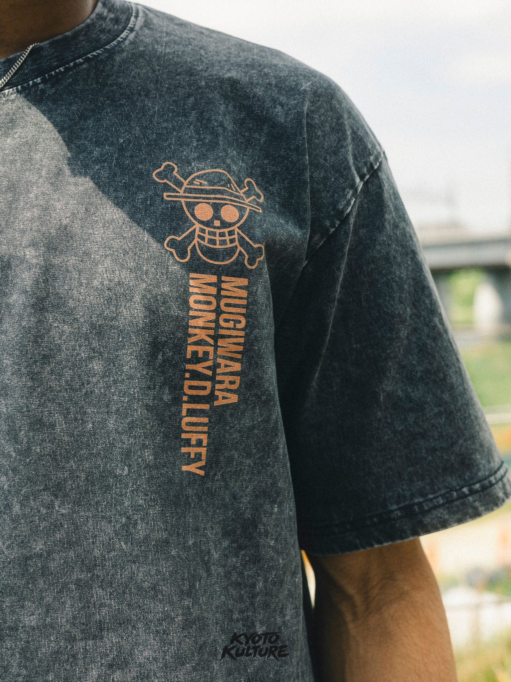 STRAW HAT VINTAGE OVERSIZE TEE